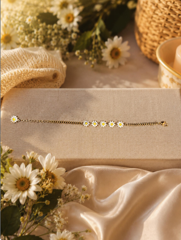 Daisy Glow Bracelet