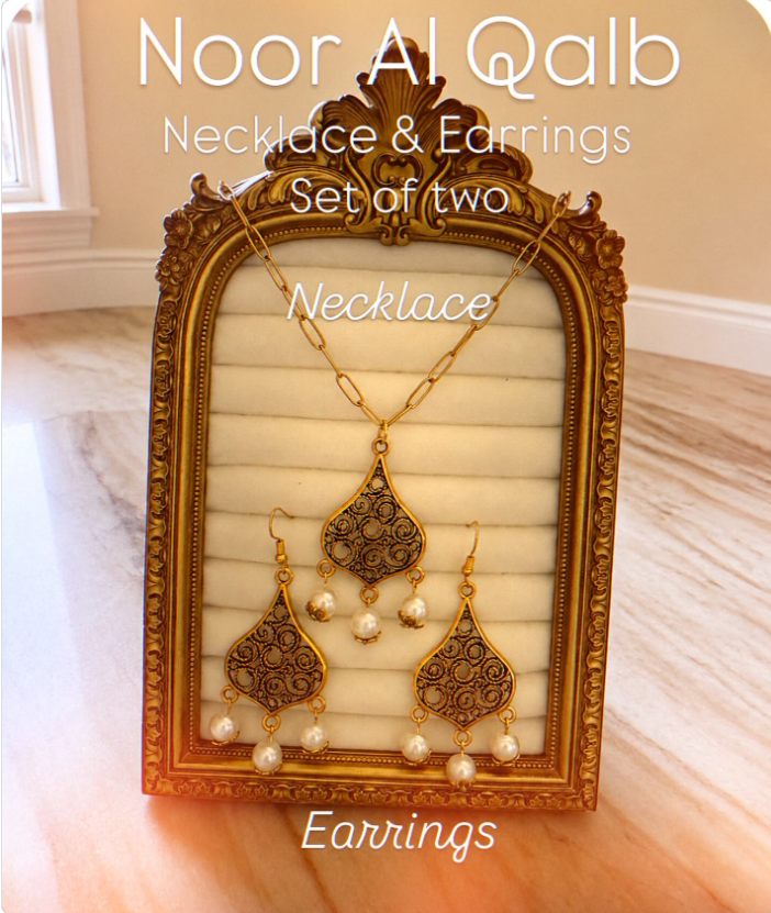 Noor-Al-Qalb Necklace And Earrings set