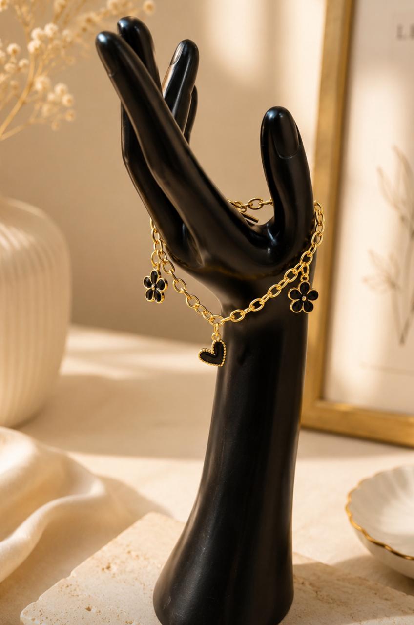 Heart and bloom bracelet